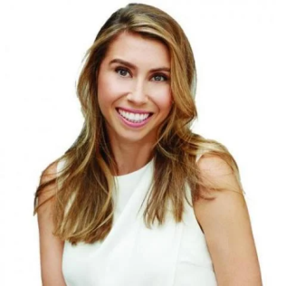 Jenny Fleiss - Headshot